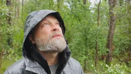 Laidos „Starkus stato“ herojus Martynas Starkus sako, kad pradėti namo renovacijos darbai kuriam laikui sustojo – dėl to kaltas lietus.