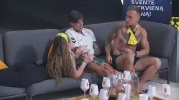 Aistra tarp Monos ir Livijaus neblėsta: užfiksuotas bučinys