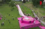 Vilniaus šaltibarščių festivalyje veikianti šaltibarštiška čiuožykla ant Bastėjos kalno kasmet sutraukia daugybę žmonių. Visi laukia progos smagiai nusileisti čiuožykla, tačiau pasitaiko ir tokių atvejų, kai pramogautojai pameta itin svarbius daiktus – sužadėtuvių žiedus.