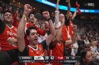 Skaudų pralaimėjimą Europos čempionato A grupės rungtynėse Rygoje patyrė šeimininkė Latvijos rinktinė. Luca Banchi auklėtiniai rezultatu 73:93 (21:24, 18:23, 16:25, 18:21) nusileido Turkijos rinktinė klubui.