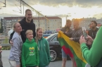 Tiesiai iš Eurobasket: kaip rinktinės sirgaliai sutiko žinią apie Roko Jokubaičio traumą?