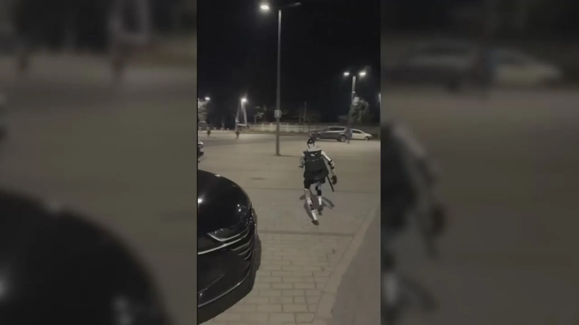 TV3 Žinios. Lenkijos gatvėse neįprastas vaizdas: robotas vardu Edwardas ...